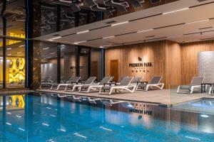 Bazén v ubytování Premium Park Hotel nebo v jeho okolí