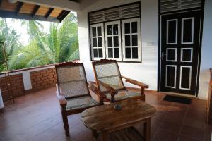 Area soggiorno di Lonely Beach Resort Tangalle