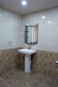 Koupelna v ubytování Guest House Kumayri