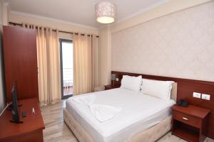 Imagen de la galería de Hotel Summer Stars, en Vlorë