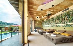 Bazén v ubytování Hotel Erasmus - Mein Genuss- und Wellnesshotel nebo v jeho okolí