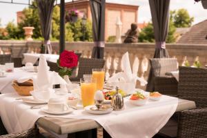 Foto dalla galleria di Schlosshotel zum Markgrafen a Quedlinburg