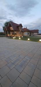 Budova, kde se prázdninový dům nachází