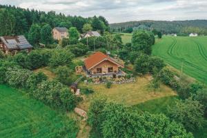 Landskap semula jadi dekat dengan rumah percutian
