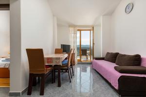 Gallery image of Apartments Pino Rabac in Rabac
