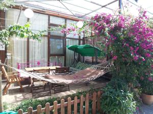 Сад в izmir Tatil Evi Beach Resort Seferihisar