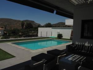 Galeriebild der Unterkunft La Casa en el Valle, 5 bedroom villa with private pool in Melegis