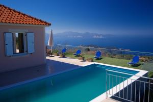 The swimming pool at or close to The Sunset Villa Kefalonia