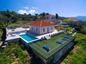 The swimming pool at or close to The Sunset Villa Kefalonia