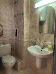 Phòng tắm tại Central Plaza Apartment