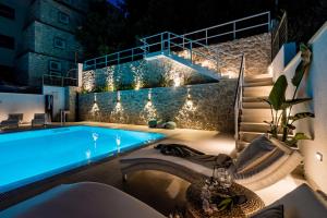 Bazén v ubytovaní Cosy Loft w Private Pool & Patio alebo v jeho blízkosti