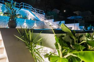 Bazén v ubytovaní Cosy Loft w Private Pool & Patio alebo v jeho blízkosti