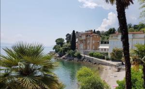 Gallery image of The routes of Habsburg (beach 70 m) in Opatija