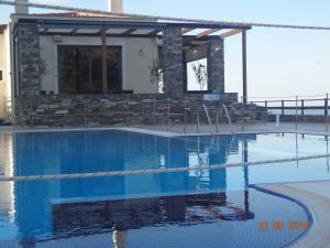 Bazén v ubytování Aegea Hotel nebo v jeho okolí