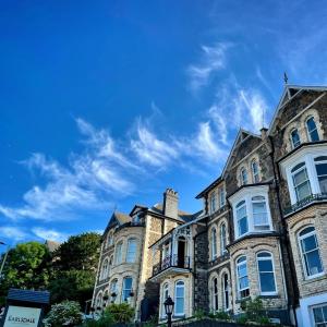 Gallery image of The Earlsdale Bed and Breakfast in Ilfracombe