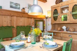 Fotografie z fotogalerie ubytování Ferienwohnung Maisonette Höttl v destinaci Saalfelden am Steinernen Meer