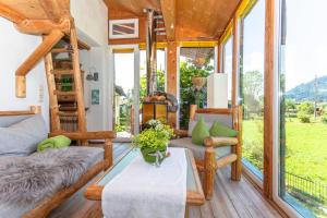 Posezení v ubytování Ferienwohnung Maisonette Höttl