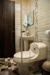 Hotel Patio Bonito tesisinde bir banyo