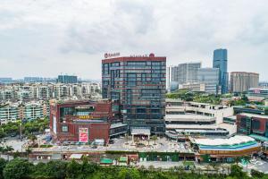 Linna Nanhai üldine vaade või majutusasutusest Ramada Foshan Nanhai pildistatud vaade