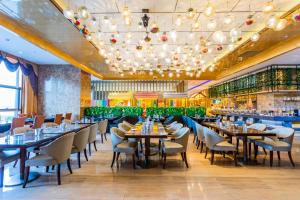 Restaurace v ubytování Ramada Foshan Nanhai