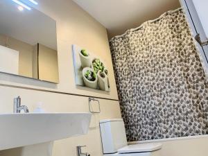 A bathroom at Viveiro Centro