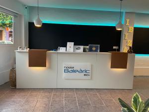 Lobbyen eller receptionen på Hostal Baleàric