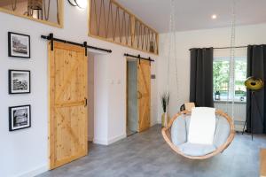 Kuchyňa alebo kuchynka v ubytovaní Staymoovers - Secret Loft w pobliżu Krakowa