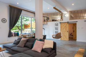 Posedenie v ubytovaní Staymoovers - Secret Loft w pobliżu Krakowa