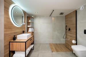 Kúpeľňa v ubytovaní Staymoovers - Secret Loft w pobliżu Krakowa + 22 fotografií