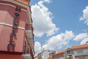 O edifcio onde a casa de hspedes est situado