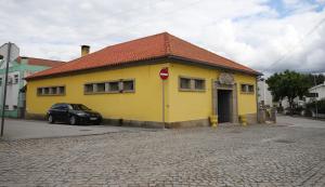 O edifcio onde a casa de hspedes est situado