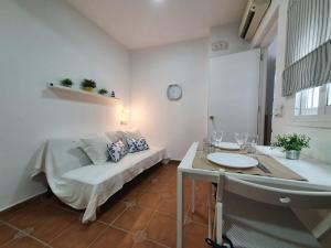 Postel nebo postele na pokoji v ubytování Hostal Canalejas