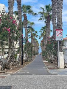The surrounding neighborhood or a neighborhood close to Az apartmant