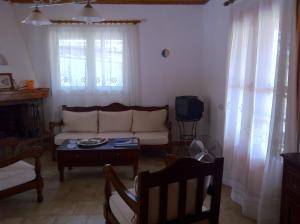 Fotografia z galérie ubytovania Cosy Calm Cottage in olive trees with sea view v destinácii Ermioni