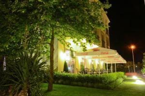Gallery image of Parish Hotel in Svilengrad