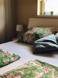 Ένα ή περισσότερα κρεβάτια σε δωμάτιο στο Stan na dan Apartman Stella