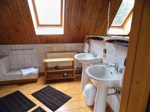 Kúpeľňa v ubytovaní B&B Art House Szymaszkowa 1 + 37 fotografií