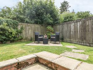 Zahrada ubytování Woodpecker Cottage + 9 fotografií