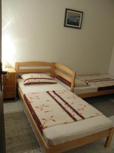 Säng eller sängar i ett rum på Apartments Babić