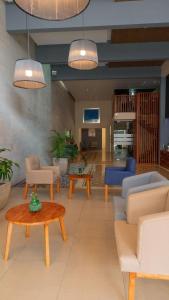 The lobby or reception area at El Hotel Business Class - Zamora Centro