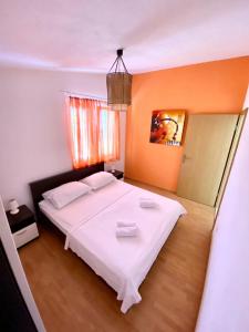 Posteľ alebo postele v izbe v ubytovaní Apartment Bartol with Free Bikes and Great Local Food