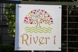 Certifikát, hodnocení, plakát nebo jiný dokument vystavený v ubytování River