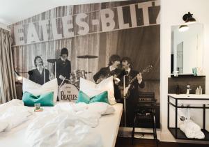 Postel nebo postele na pokoji v ubytování Pyjama Park St Pauli Hotel und Hostel