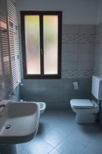 A bathroom at Beocio Home • The hidden gem in Murano’s heart