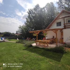 Zahrada ubytování Mirella rooms