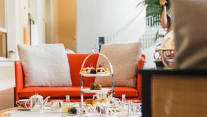 Posezení v ubytování Kempinski Palace Engelberg