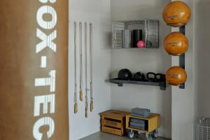 Fitness centrum a/nebo fitness zařízení v ubytování Kröger by Underdog Hotels