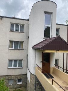Budynek, w którym mieści się apartament