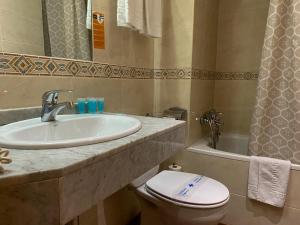 Vannituba majutusasutuses Somriu Hotel Vall Ski