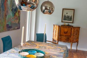 A bed or beds in a room at Bergvilla Oberon